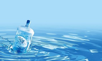 配送过程中,如何确保客户的饮水安全？